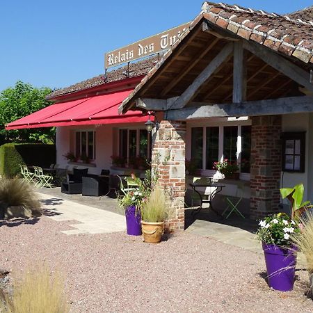 Hotel Le Relais Des Tuileries Sereilhac Exterior foto