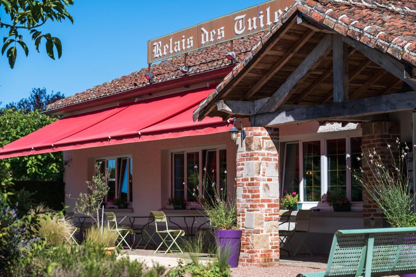 Hotel Le Relais Des Tuileries Sereilhac Exterior foto